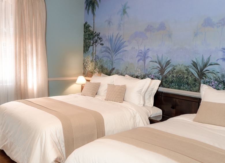 Unindo privacidade, elegância e cultura, esse quarto é um refúgio do mundano e lugar perfeito para a jornada de bem-estar.