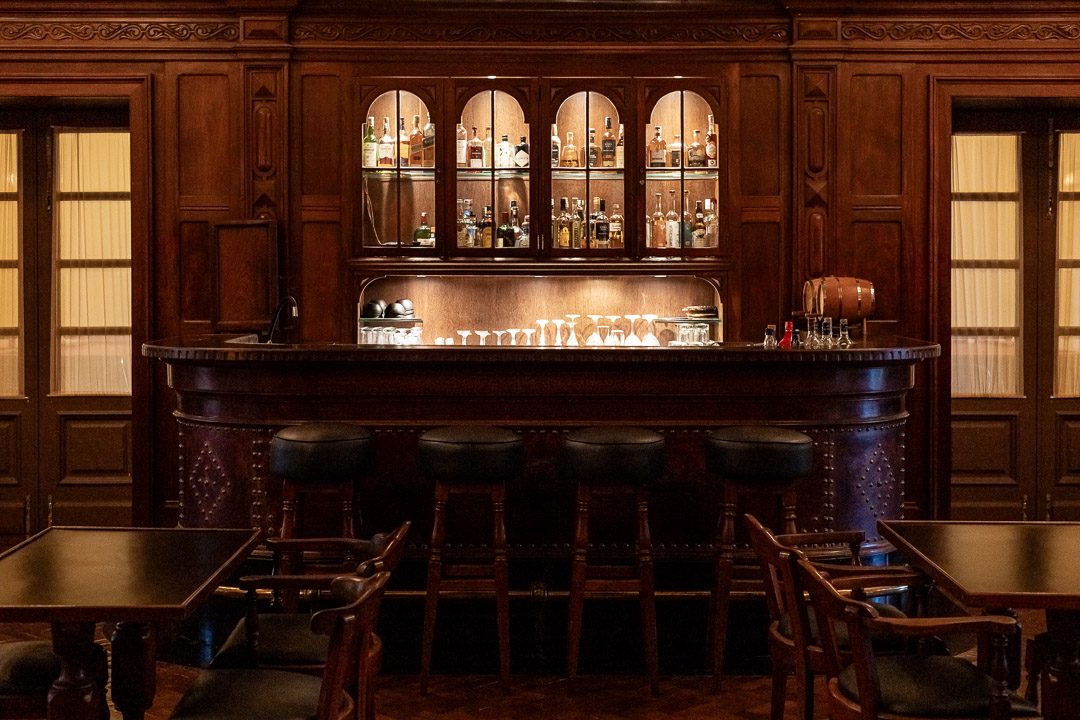 Scotch Bar